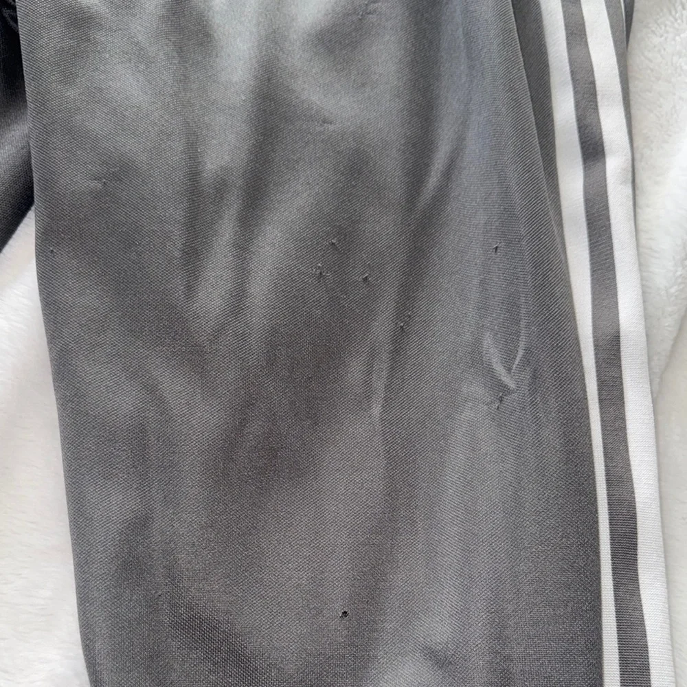 Adidas 2XL Gray Windbreaker Jacket with Signature Stripes